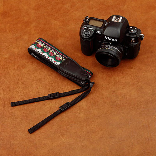 Cam-in 8429 camera strap