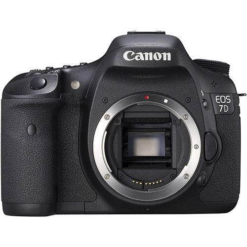Canon EOS 7D là một điểm thăng hoa trong danh sách các máy ảnh chuyên nghiệp mạnh mẽ nhất của Canon. Sự kết hợp hoàn hảo giữa chất lượng ảnh tuyệt vời và ánh sáng, công nghệ điện tử mới và thiết kế tối ưu kèm theo hệ thống các tính năng duyệt ảnh tiên tiến. Xem ngay tấm hình để tìm hiểu thêm về chiếc máy ảnh Canon EOS 7D này.