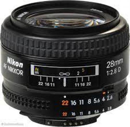 Nikon AF 28mm f/2.8D