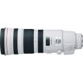 Canon EF 200-400mm f/4L IS USM Lens with Internal 1.4x Extender 3