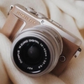 Ống kính OM SYSTEM M.Zuiko Digital ED 14-42mm F3.5-5.6 EZ ngàm Micro Four Thirds 3
