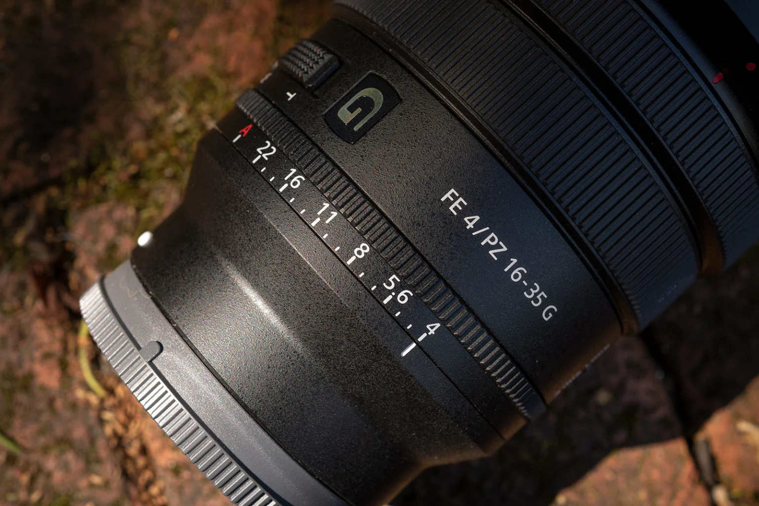 Máy ảnh Canon RP + Ống kính RF24-240mm F4-6.3 IS USM (nhập khẩu) giá tốt